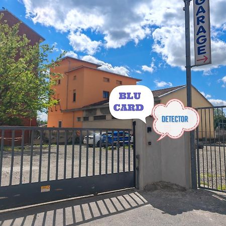 Parma Express Traveller'S Lodging Front Station Fs Parking المظهر الخارجي الصورة